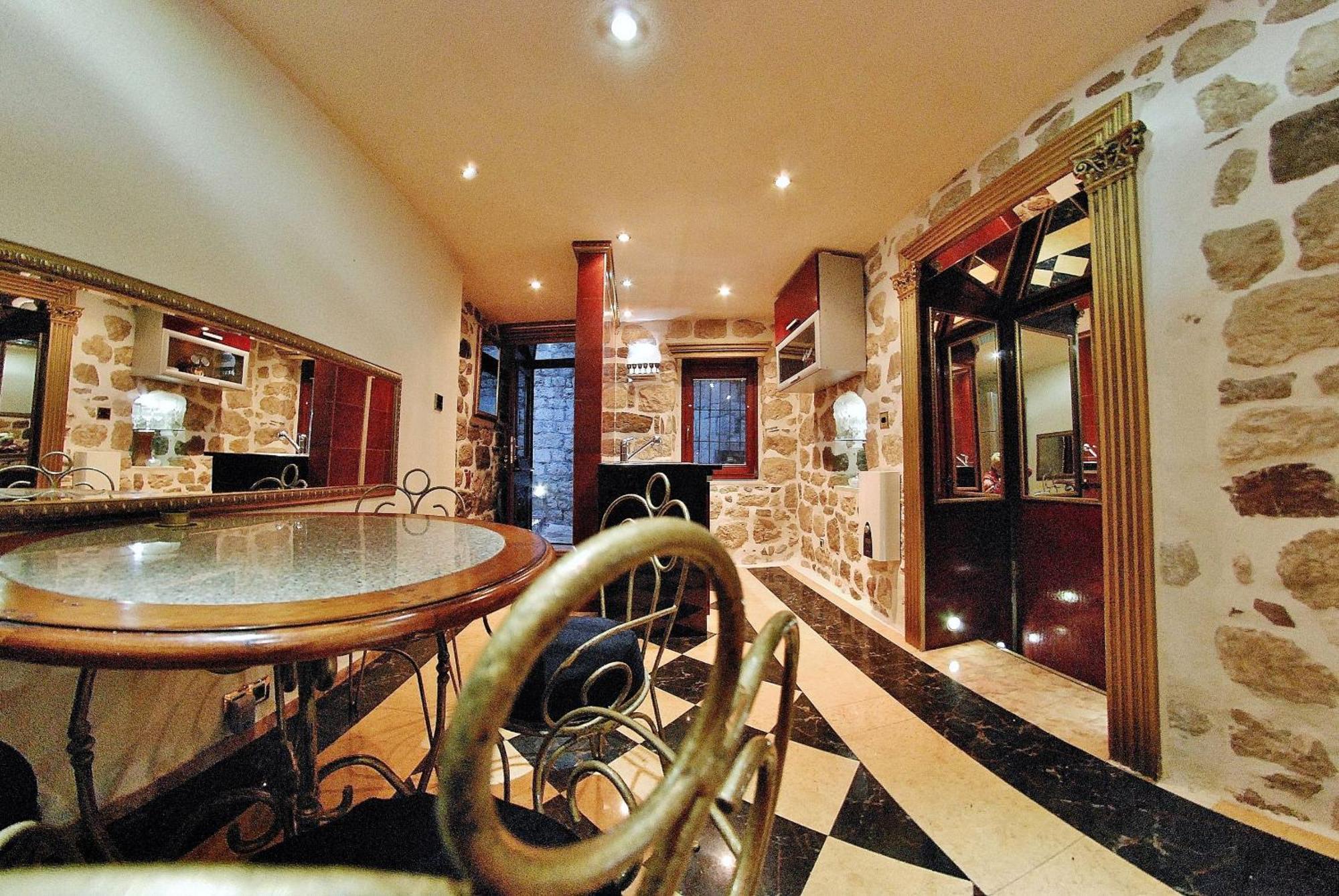 Cattaro Royale Apartment Exterior foto